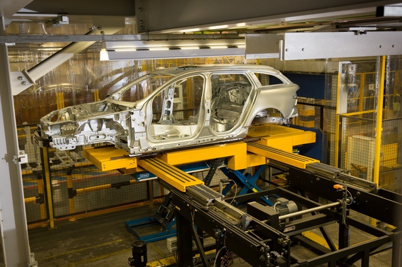 Băng tải cho quy trình sản xuất thông minh trong ngành công nghiệp ô tô