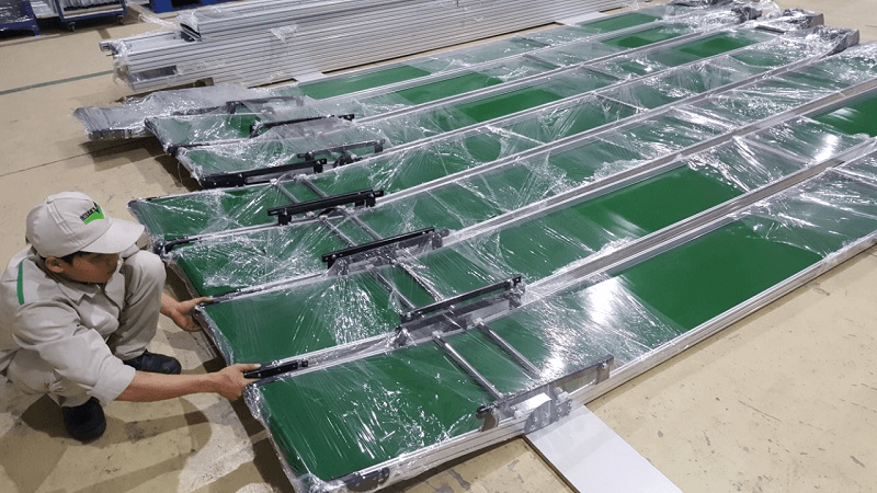 Nhung-loai-bang-tai-pho-bien-trong-nha-may-lap-rap-dien-tu-04