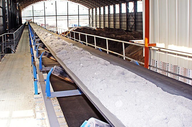 Băng tải chịu dầu và lợi ích trong ngành công nghiệp