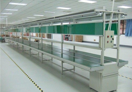 Đặc điểm của băng tải lắp ráp linh kiện điện tử trong công nghiệp
