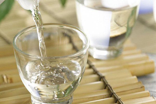 Cách Vệ Sinh Cửa Nhôm Định Hình Đơn Giản, Dễ Làm Tại Nhà