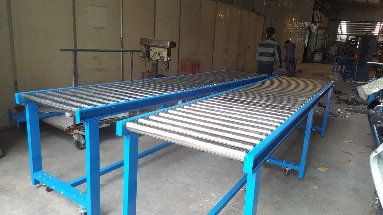 băng tải con lăn