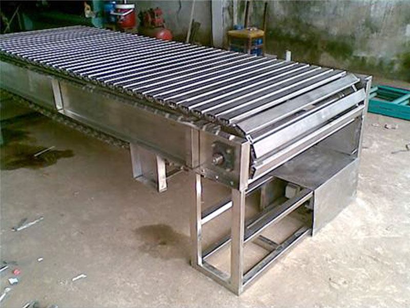 băng tải xích inox