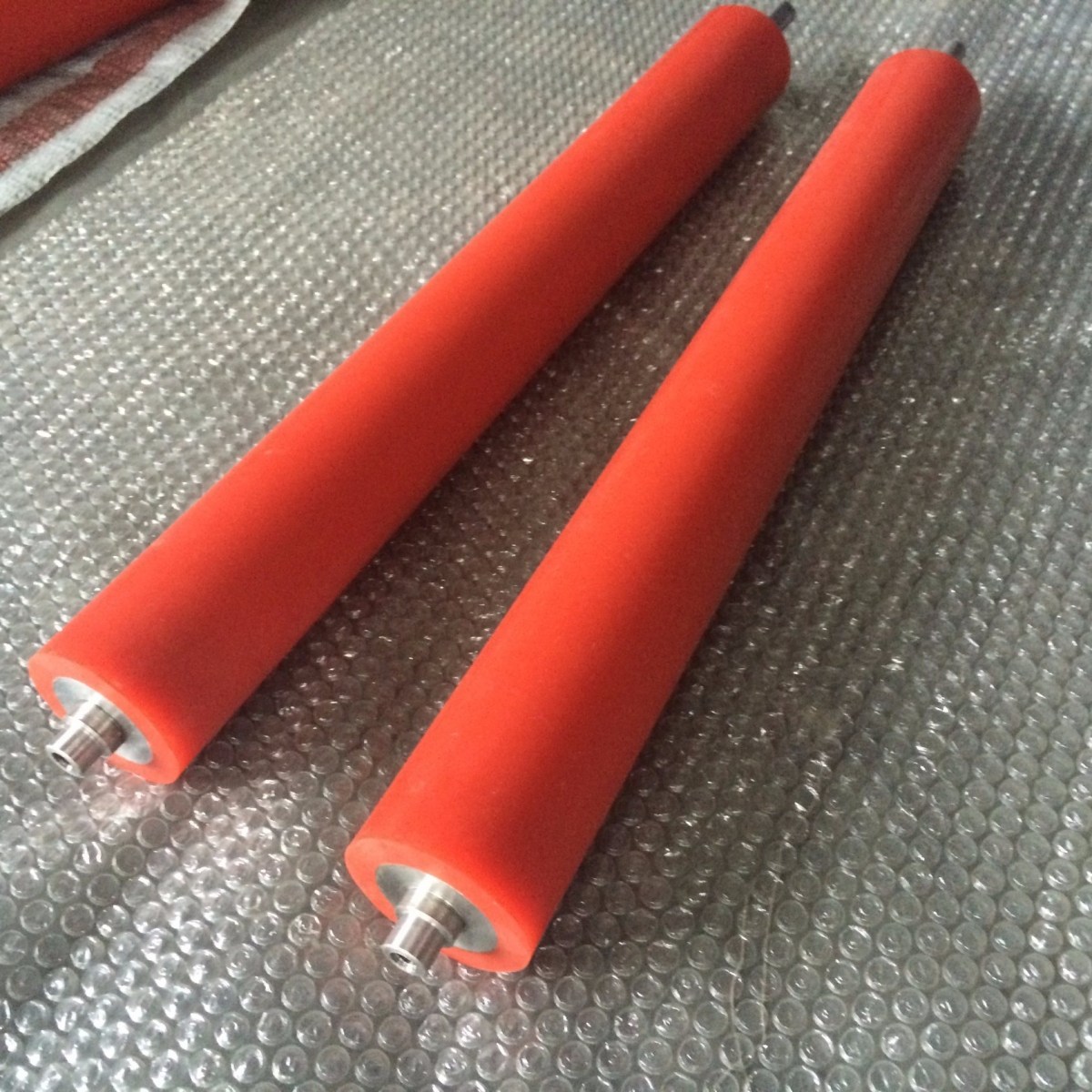 Tìm hiểu về con lăn bọc cao su