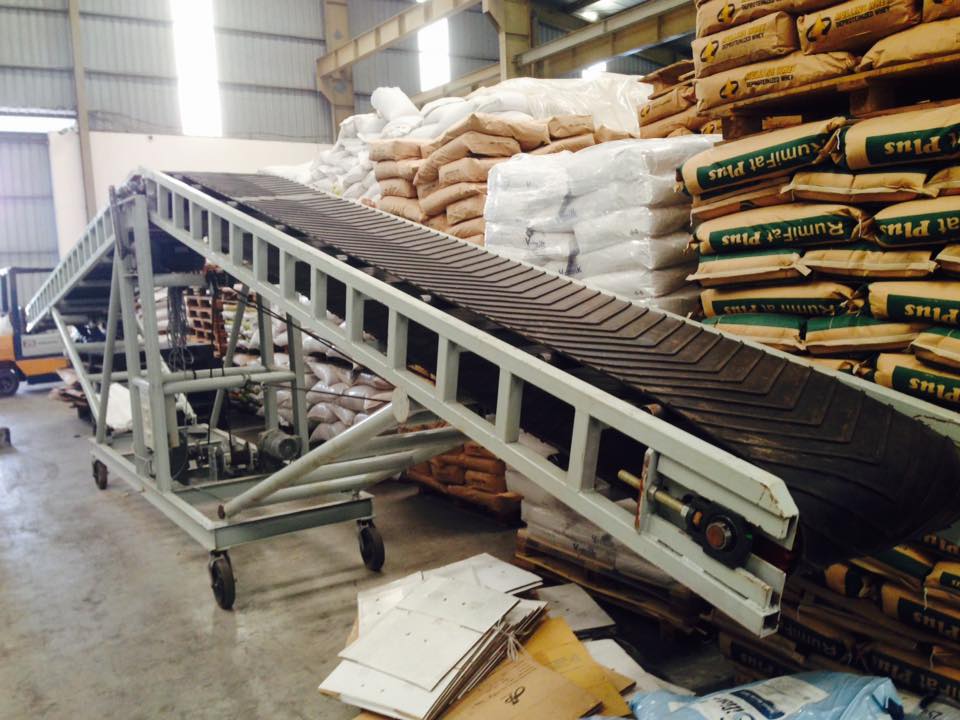 Băng tải cánh bướm có những lợi thế gì trong vận chuyển hàng hóa