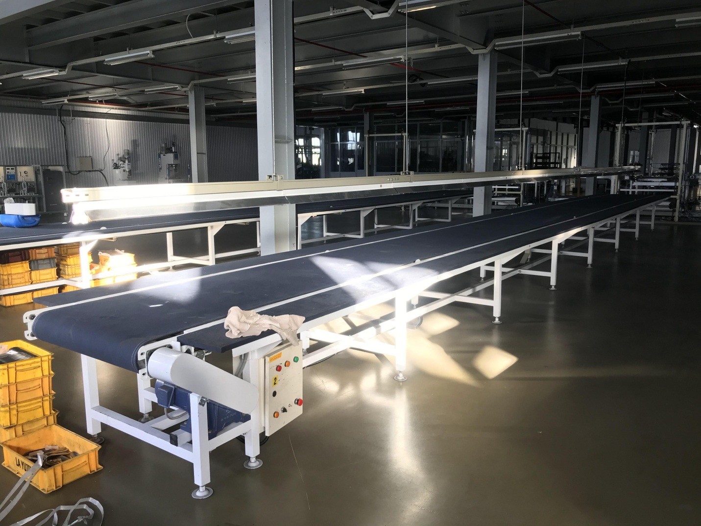 10 cách để bảo vệ nhân viên khỏi các chấn thương liên quan đến băng tải