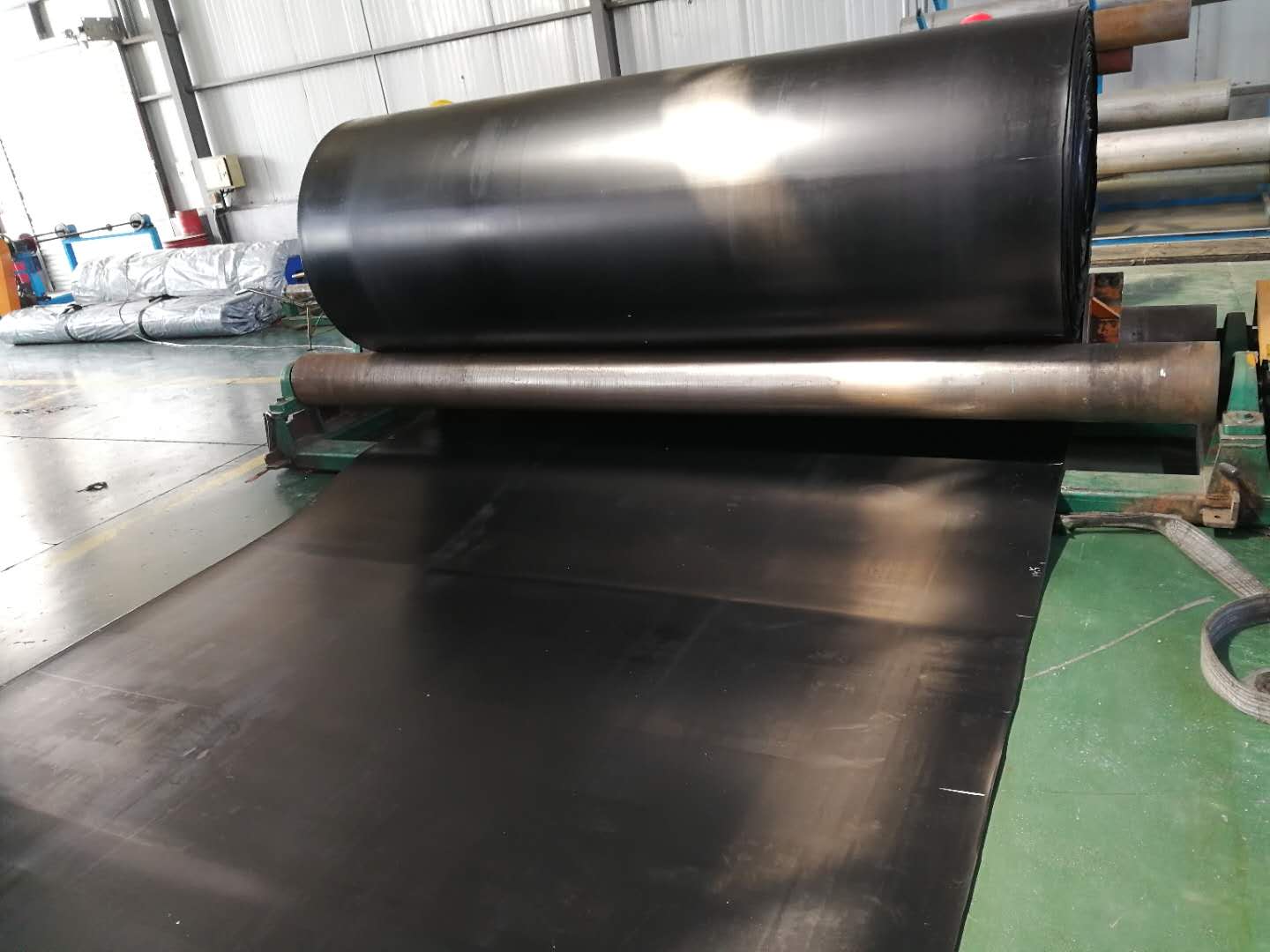 Băng tải chịu nhiệt trong ngành công nghiệp khai thác như than, thép, kim loại màu,...