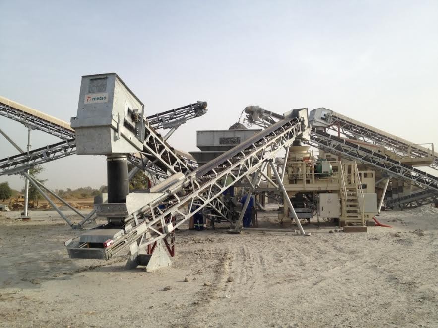 Băng tải trong công nghiệp xây dựng