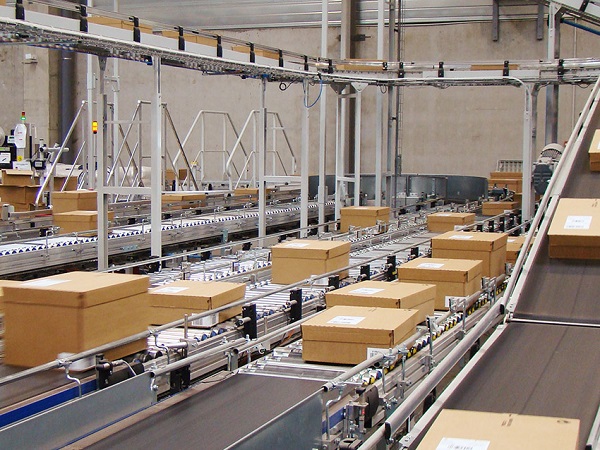 Băng tải vận chuyển và những ưu điểm làm tăng hiệu quả vận chuyển hàng hóa
