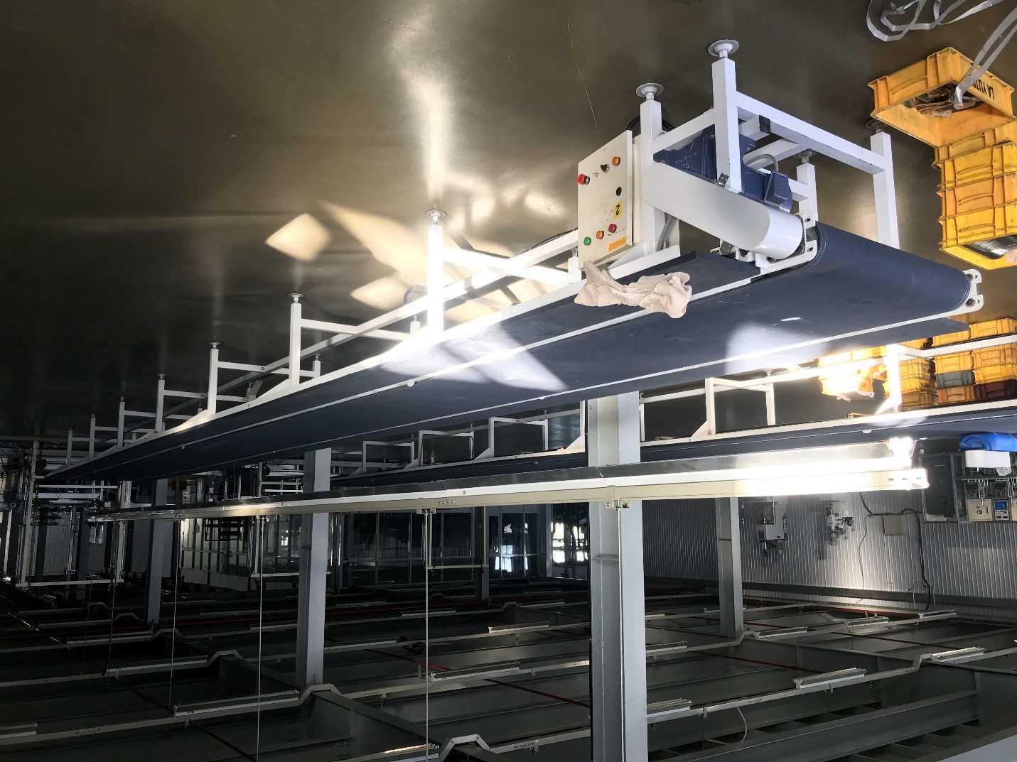 Lý do nên thay thế băng tải cũ sang hệ thống băng tải mới