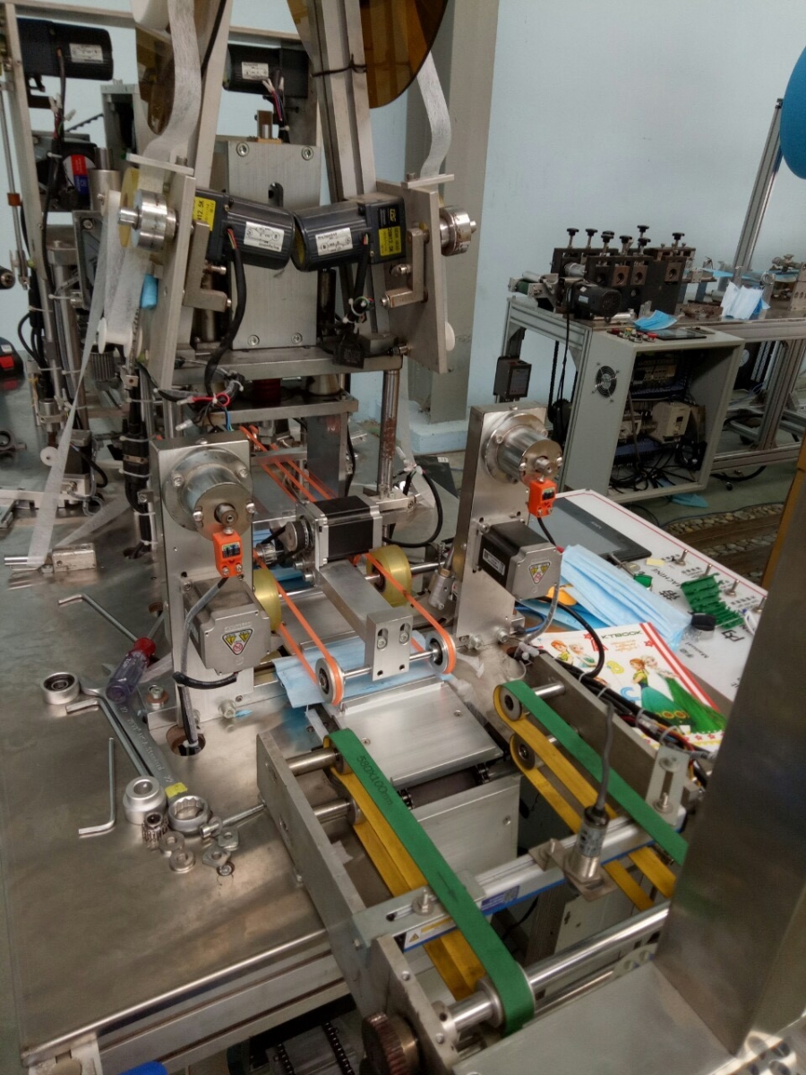 Máy sản xuất khẩu trang và vai trò quan trọng của khẩu trang phòng dịch covid-19