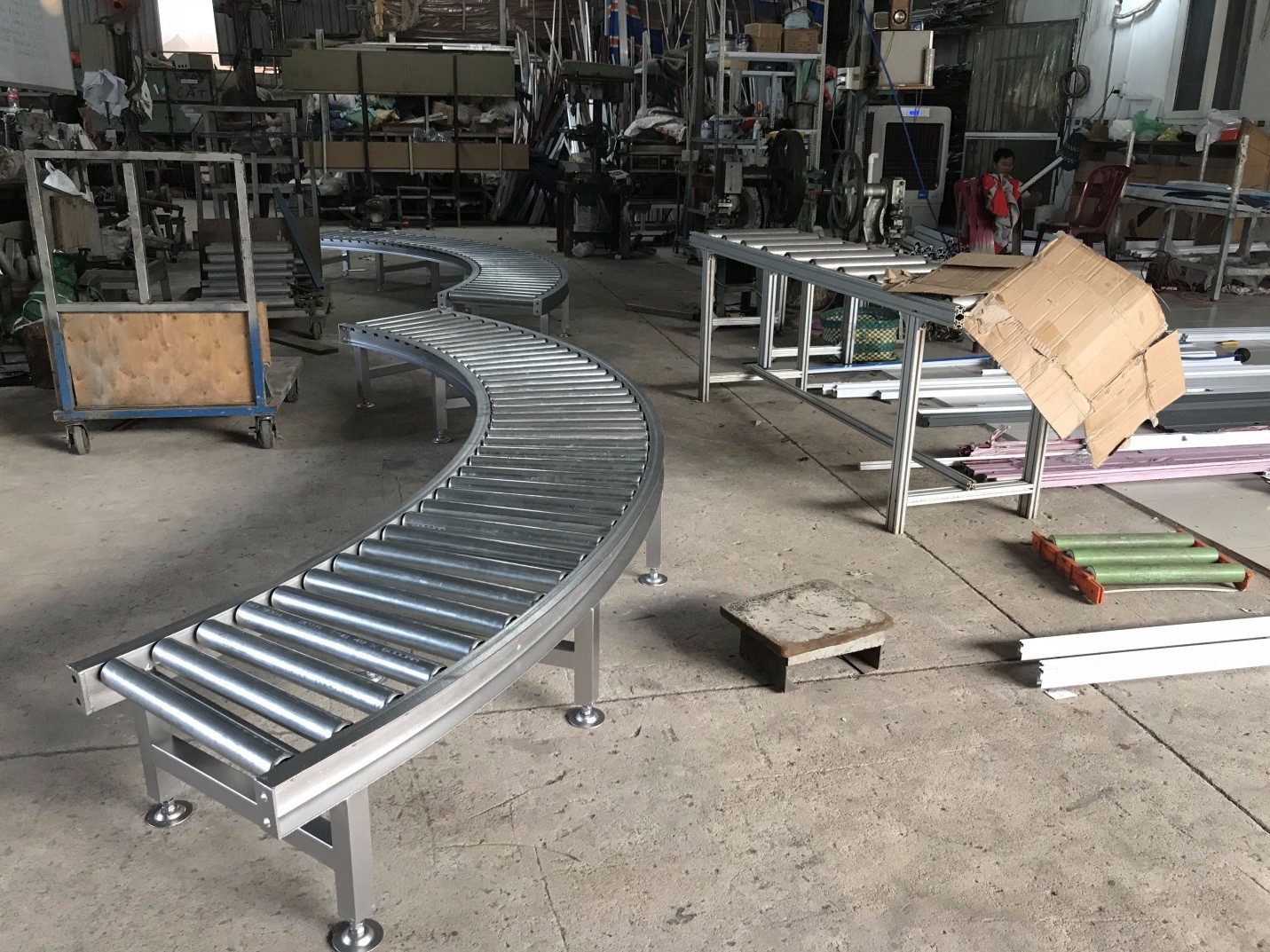 Nâng cấp băng tải truyền thống thành băng tải thông minh trong sản xuất