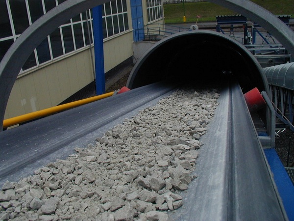 Những điều cần biết về băng tải cao su chịu nhiệt