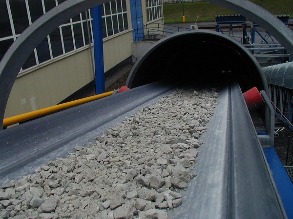 Tại sao xu hướng băng tải cao su lại phổ biến