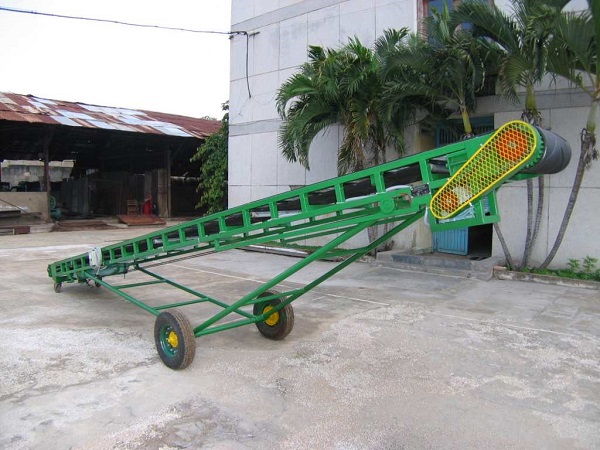 Thi công băng tải nâng hạ