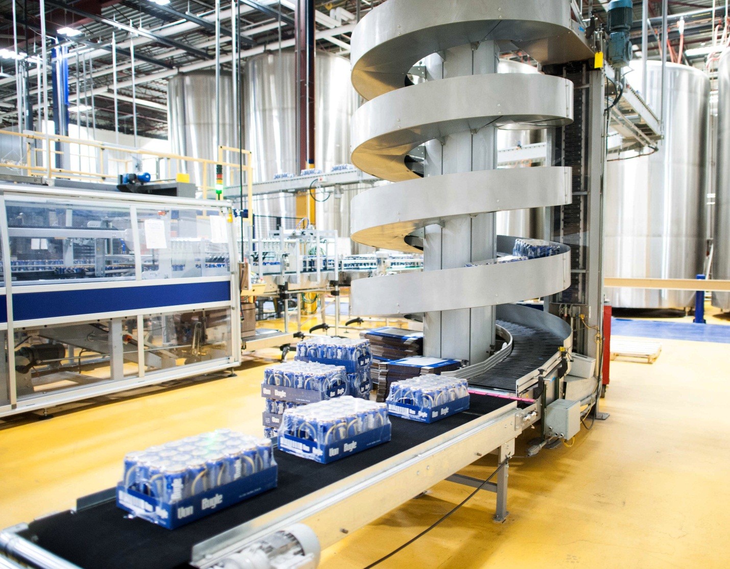 Thiết kế băng tải tải thông minh với không gian sản xuất