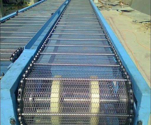 Tìm hiểu về băng tải lưới inox