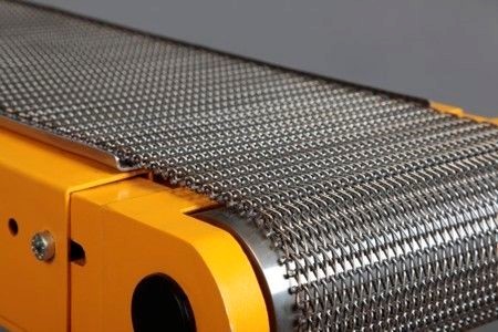 Tìm hiểu về băng tải lưới inox