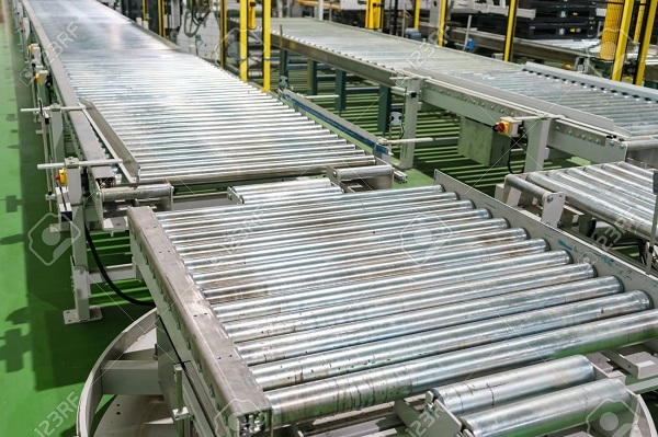 Ứng dụng chính của băng tải con lăn trong nhà kho