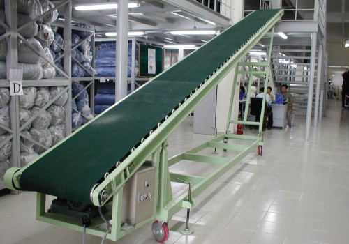 Ứng dụng của hệ thống con lăn băng tải trong nhà kho