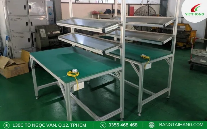 Bàn thao tác khung nhôm định hình