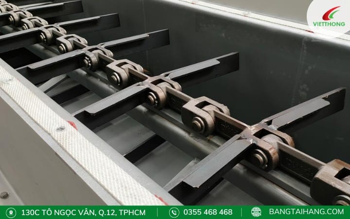Băng tải xích cào bền bỉ và hiệu suất cao Băng tải xích cào bền bỉ và hiệu suất cao