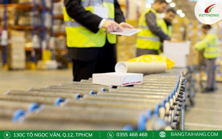 Băng tải tự động trong ngành thương mại điện tử Băng tải tự động trong ngành thương mại điện tử